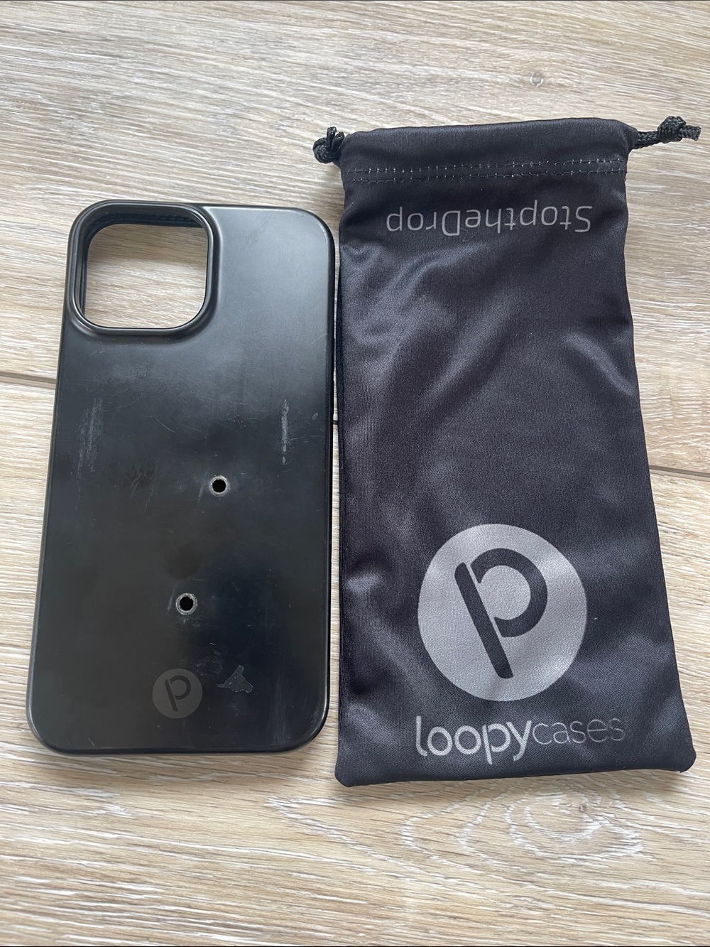 Loopy Case Black Phone Case 6.7”